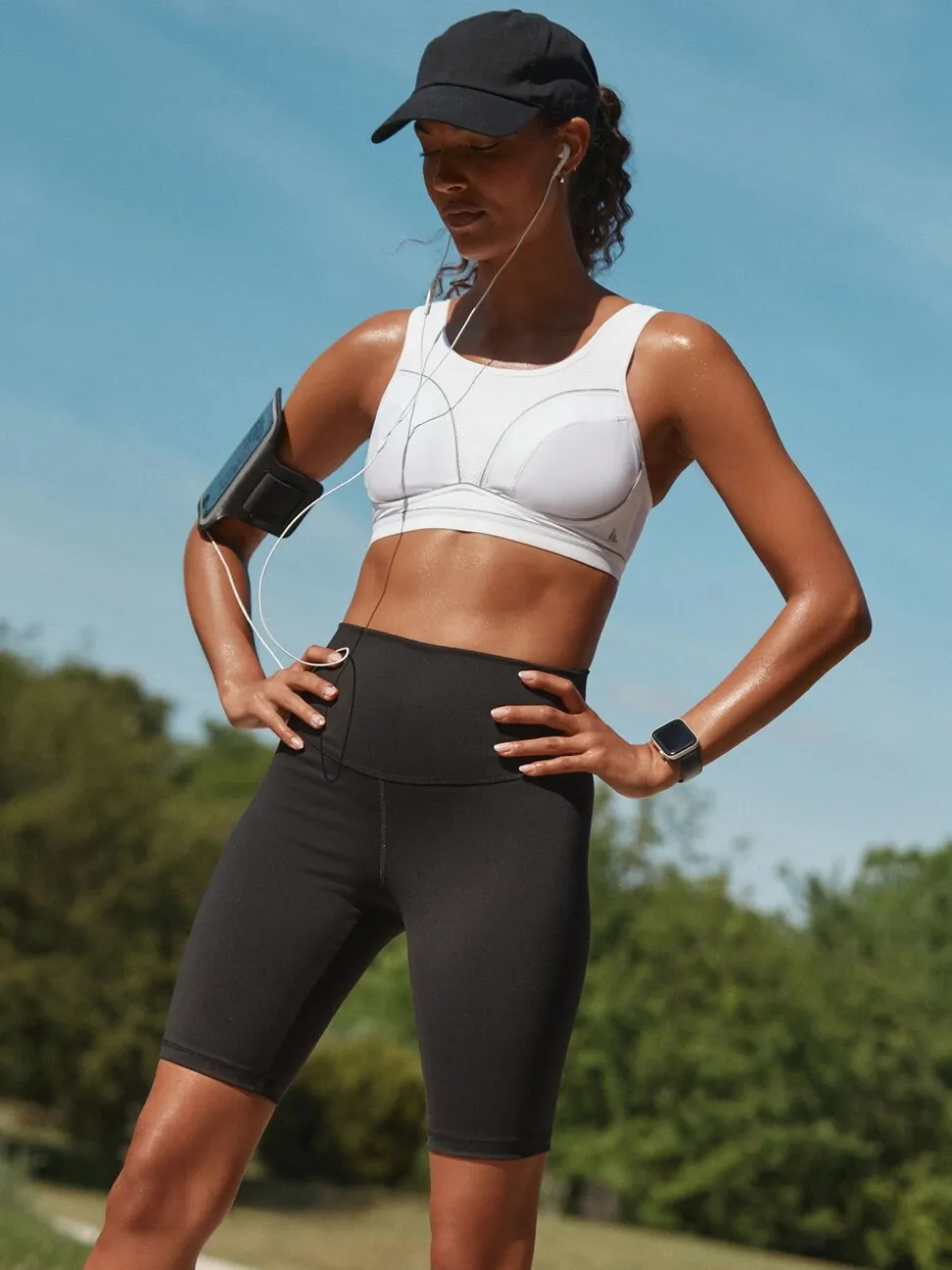 Wit - B-G Active Sports hoge impact Dry Tech beha zonder vulling