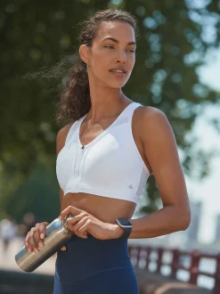 Wit - B-GG Active Sports high impact Dry Tech-sportbeha met rits aan de voorkant