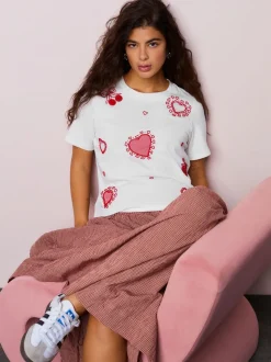 Wit - Embellished Heart Short Sleeved Crew Neck Top