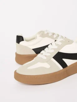 Wit - Friends Like These Lace Up Retro Gumsole Sports Trainers