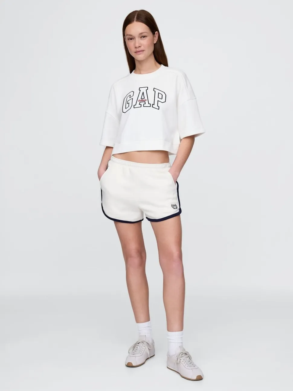 Wit - Gap VintageSoft - dolfijn-sweatshort met logo