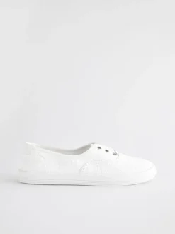 Wit - Geborduurde veterloze canvas instapsneakers