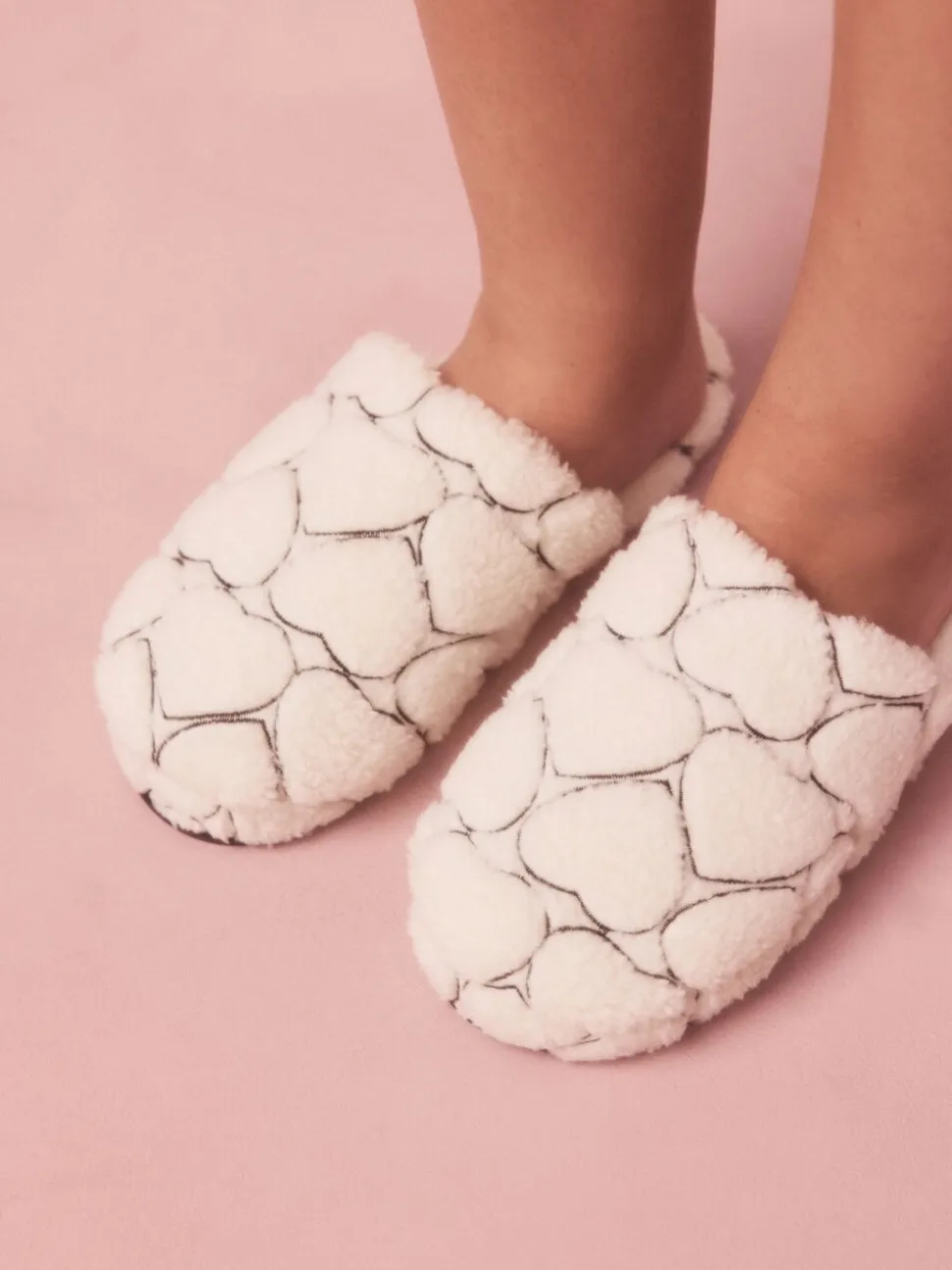 Wit - Heart Borg Mule Slippers