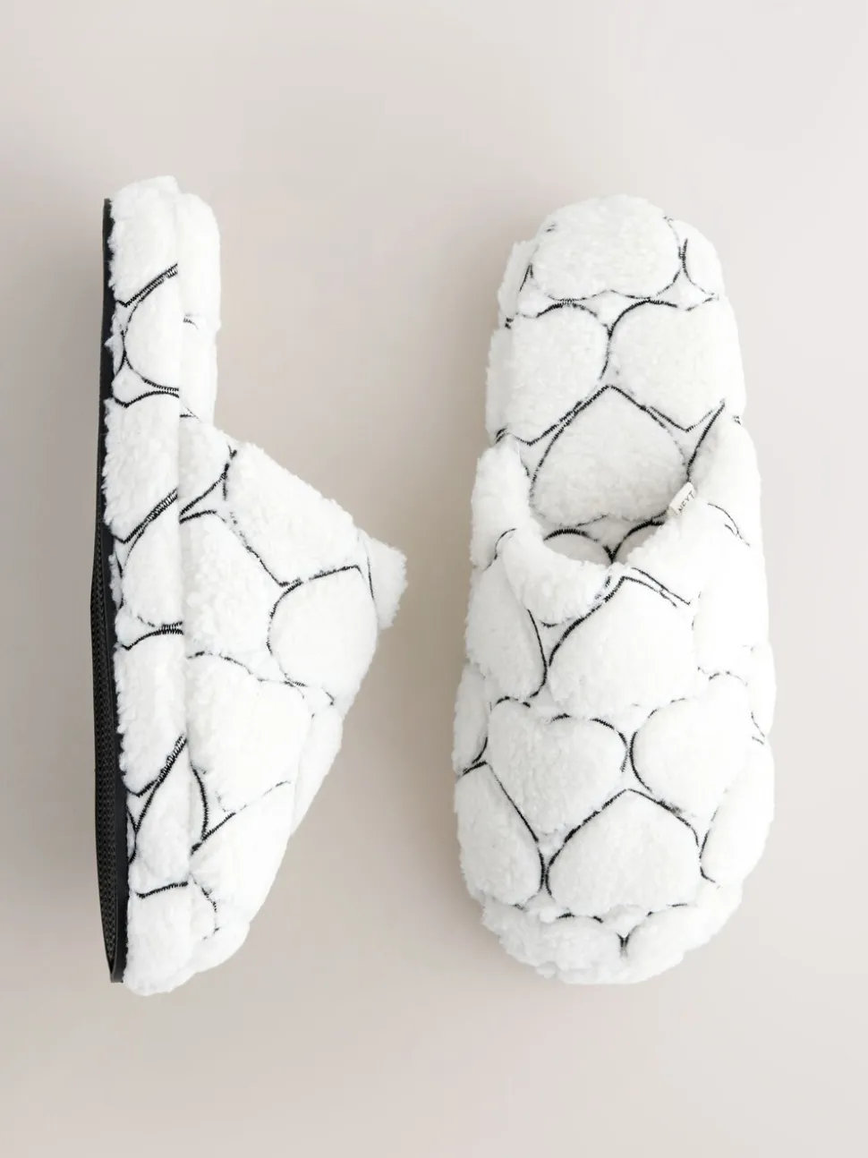 Wit - Heart Borg Mule Slippers