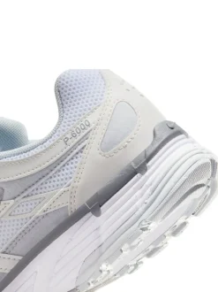 Wit - Nike P6000 Trainers