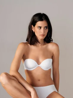 Wit - Nude beha voor een glad silhouet zonder bandjes met transparante achterkant