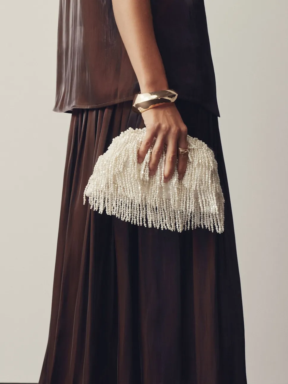 Wit - Pearl Effect Embellished Fringe Clutch Bag