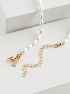 Wit - Pearl Effect Short Necklace