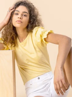 Wit - Roman stretch short met omgeslagen zoom