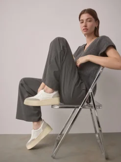 Wit - Signature leren instapsneakers met dikke zool en plateauzool