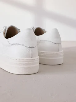 Wit - Signature premium leren schoenen met vetersluiting
