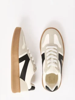 Wit en zwart - Friends Like These Lace Up Retro Gumsole Sports Trainers