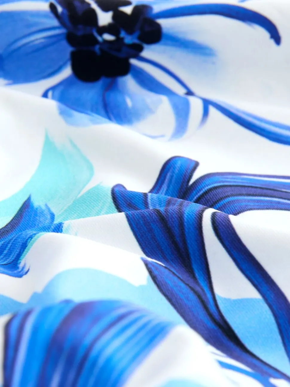 Wit/blauw porselein - Vormgevend bandeaubadpak met buikcorrectie en afgeronde pijpen