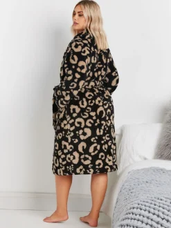 Yours Curve donzige badjas met sjaalkraag en dierenprint