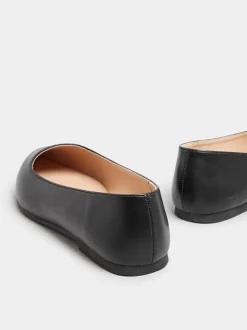 Yours Curve platte schoenen van imitatieleer met puntige neus en extra wijde pasvorm