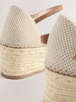 Zand - Espadrilles met sleehak en plateauzool met gesloten neus