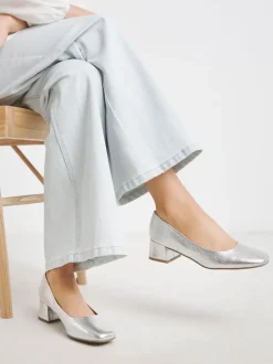 Zilver - Heavenly Soles By JD Williams Low Block Heels Court Shoes