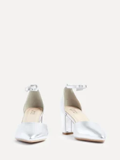 Zilver - Linzi Davina pumps met blokhak en dichte hiel