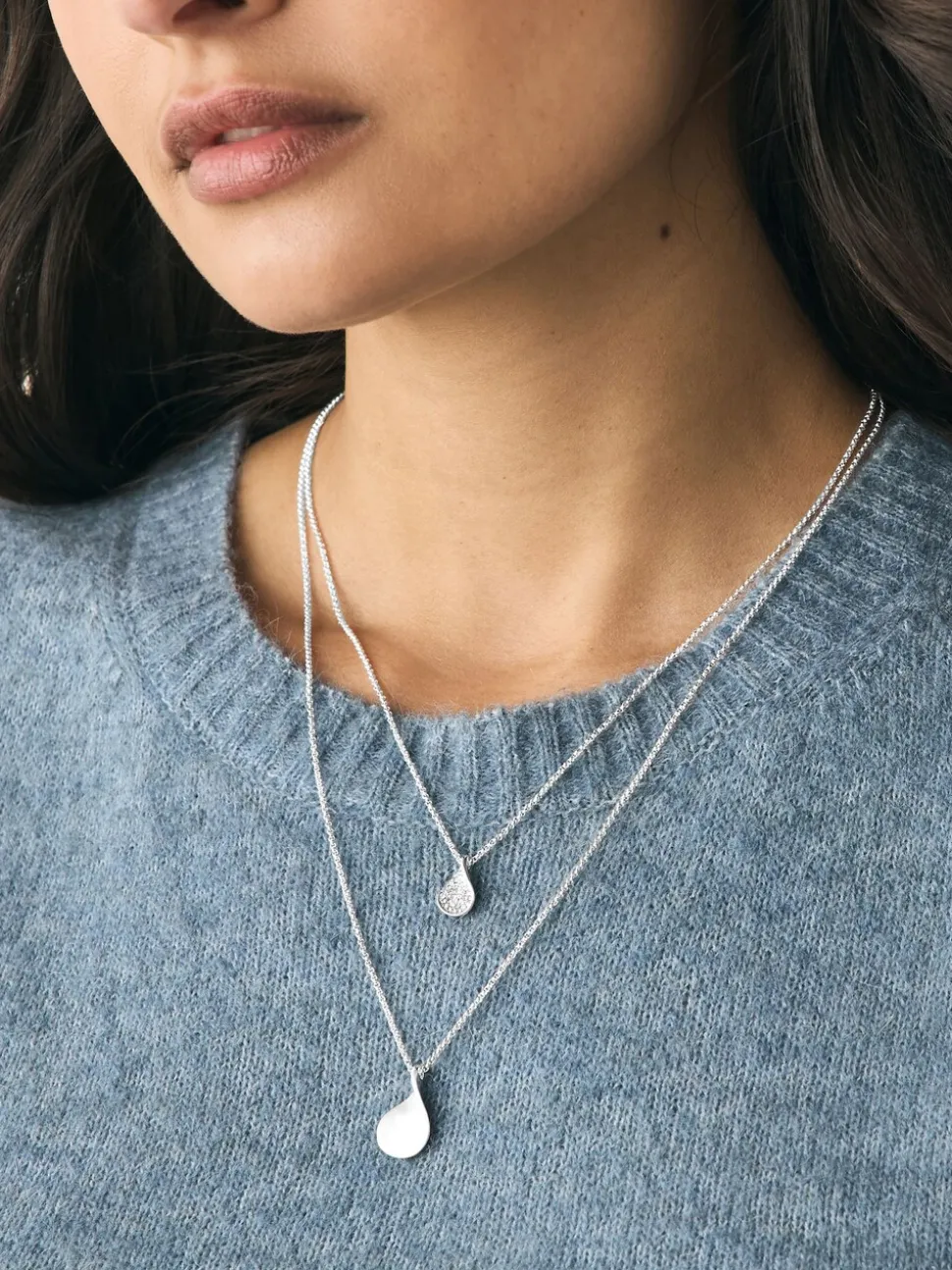 Zilverkleurig - Gelaagde ketting met glinsterende blaadjes