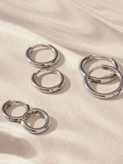 Zilverkleurig - Stainless Steel Graduated Huggie Hoop Earrings 3 Pack