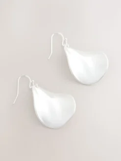Zilverkleurig - Wave Petal Drop Earrings