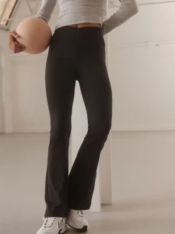 Zwart - Active Balance Wrap Front Flared Leggings