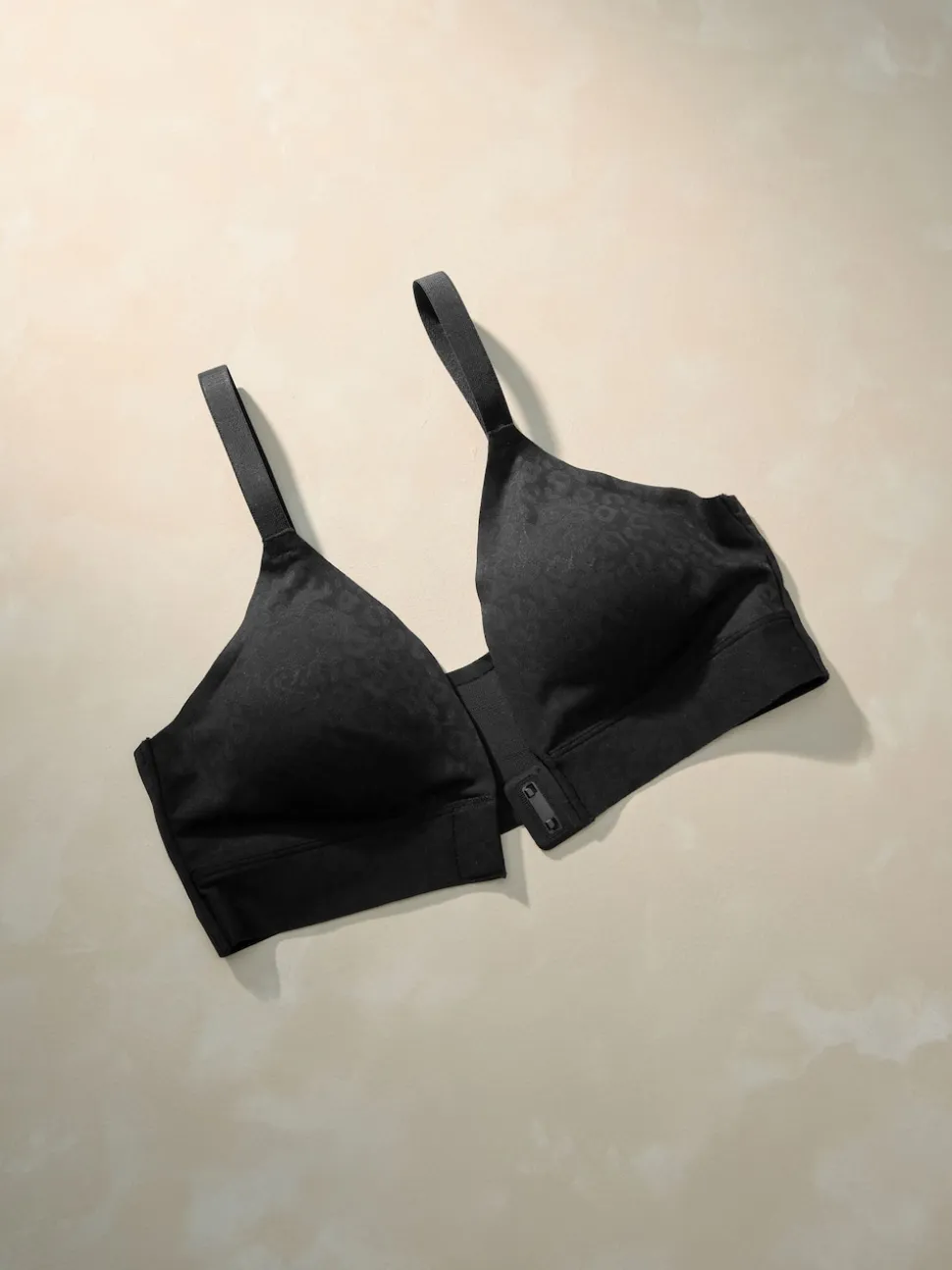Zwart - Adaptive Animal Jaquard Bralette