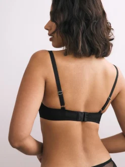 Zwart - A-DD push-up Triple Boost diepuitgesneden beha
