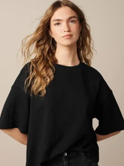 Zwart - Boxy oversized T-shirt met relaxte pasvorm van zware stof en ronde hals