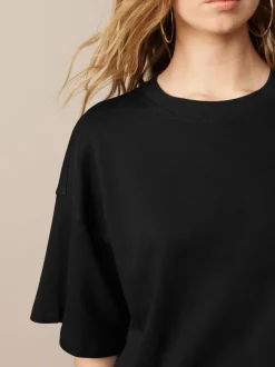 Zwart - Boxy oversized T-shirt met relaxte pasvorm van zware stof en ronde hals