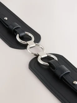 Zwart - Brede riem in korsetstijl