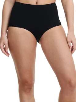 Zwart - Chantelle gladde comfortabele licht-vormgevende slip met hoge taille