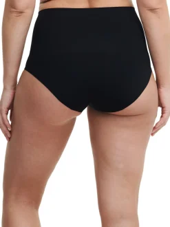 Zwart - Chantelle gladde comfortabele licht-vormgevende slip met hoge taille