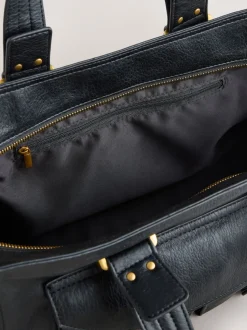 Zwart - Charm Buckle Hand Held Bag