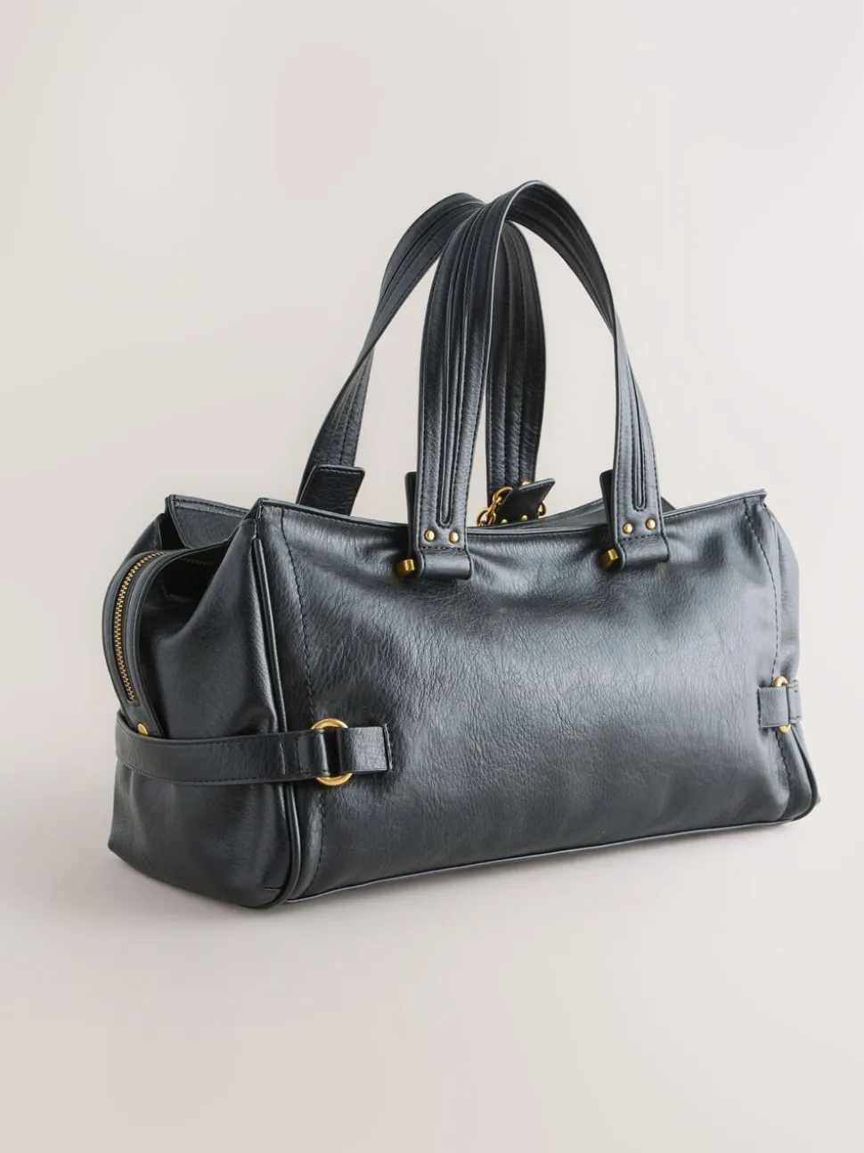Zwart - Charm Buckle Hand Held Bag