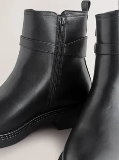 Zwart - Chelsea Boots met gesp