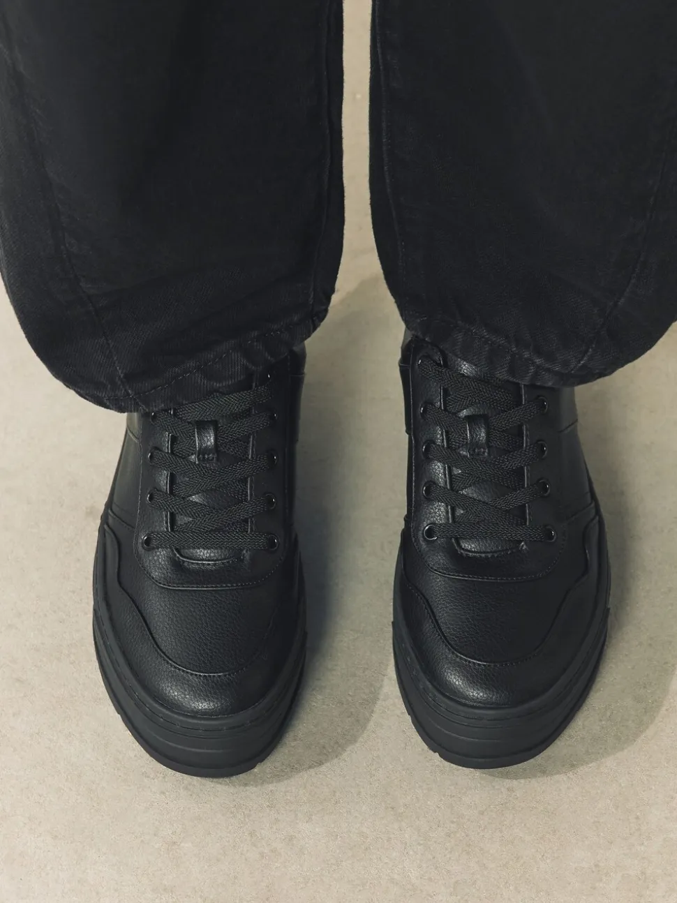 Zwart - Cleat Chunky sneakers met vetersluiting