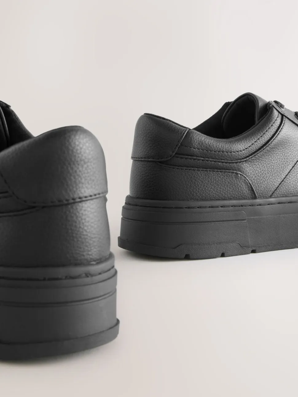 Zwart - Cleat Chunky sneakers met vetersluiting