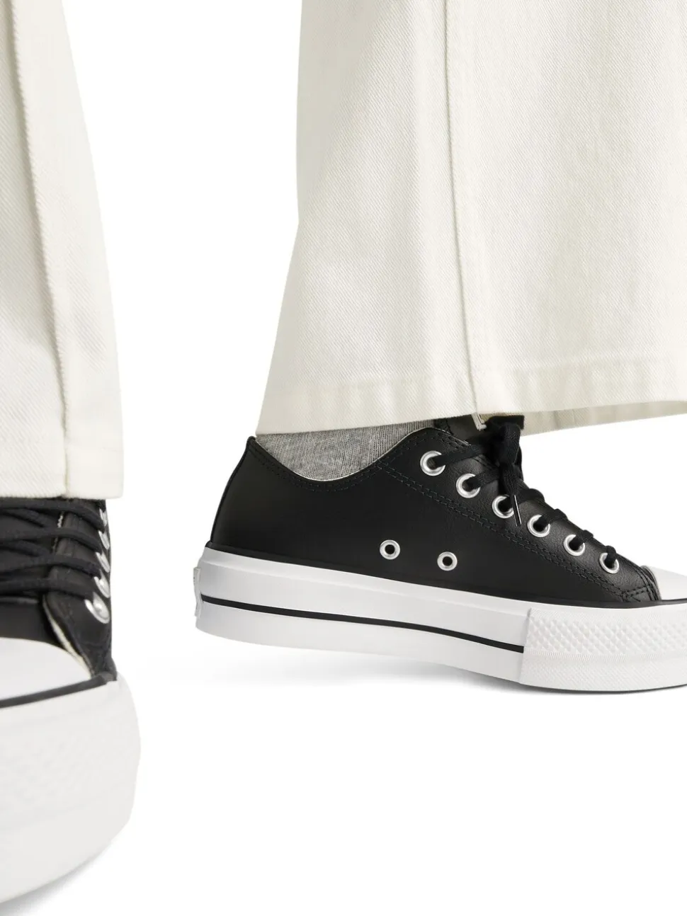 Zwart - Converse Platform Lift Chuck Ox sneakers van leer
