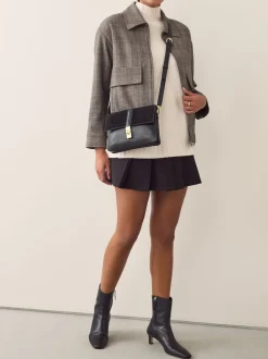 Zwart - Crossbodytas met imitatie krokodillenleer