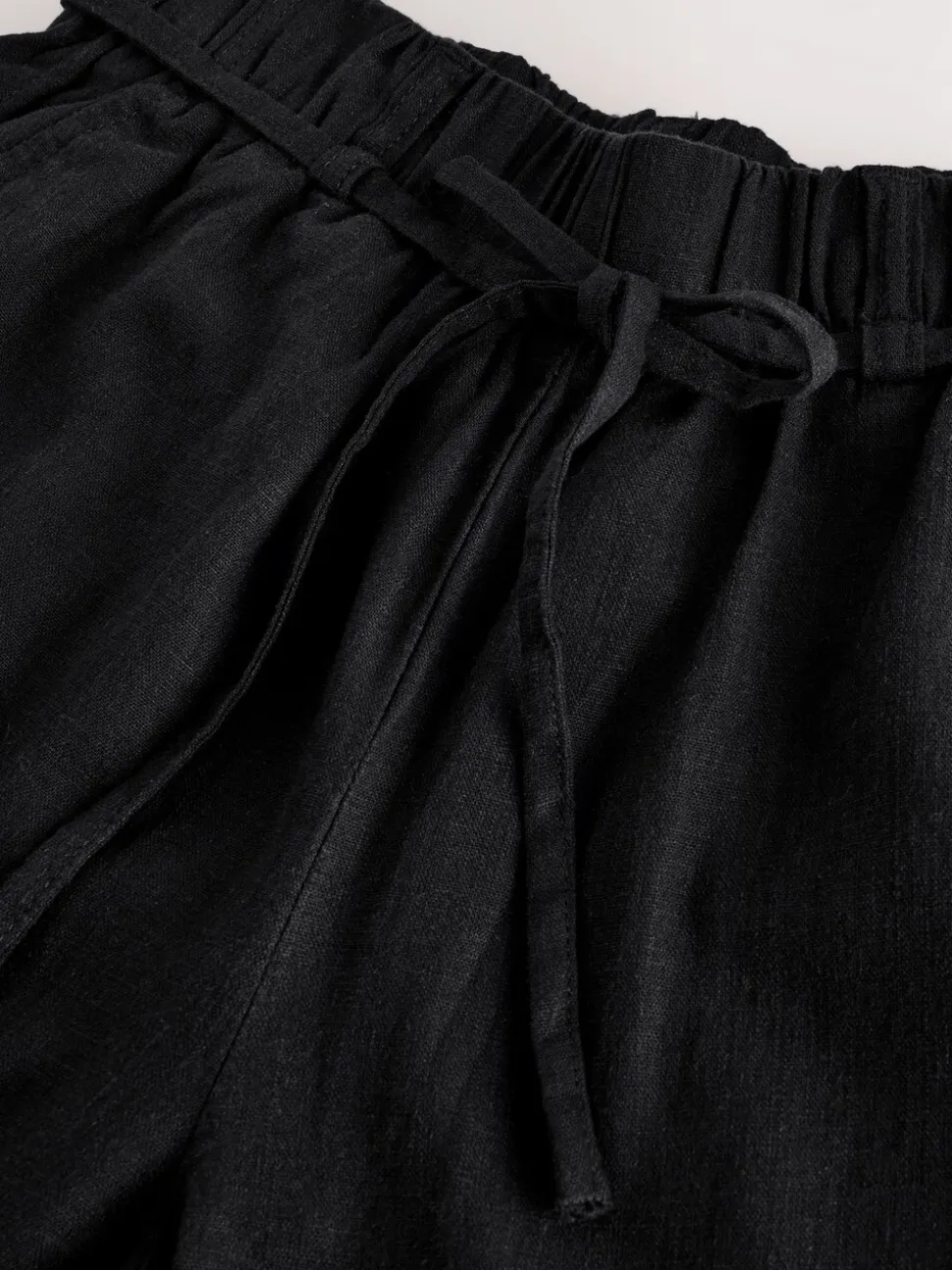 Zwart - Culottes van linnenmix met taillekoord