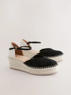 Zwart - Espadrilles met sleehak en plateauzool met gesloten neus