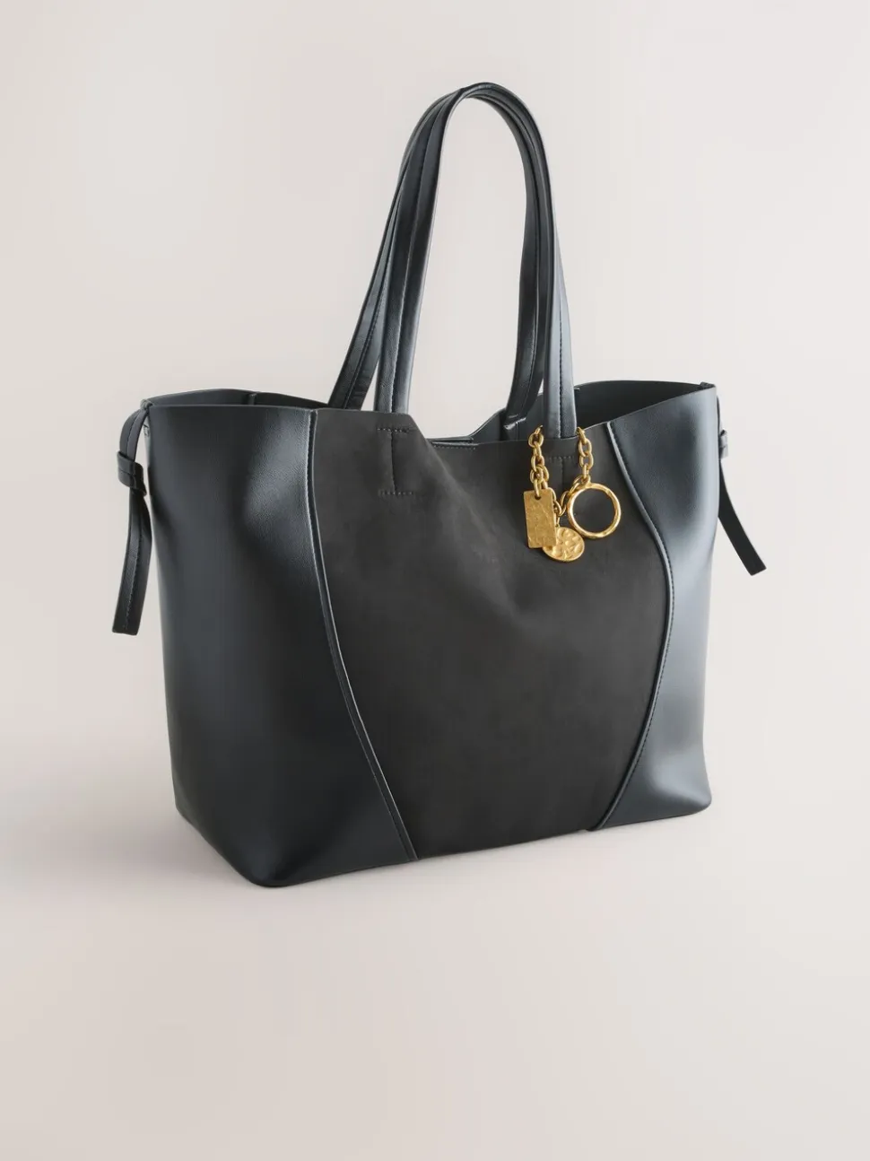 Zwart - Faux Suede Mix Charm Shoulder Bag