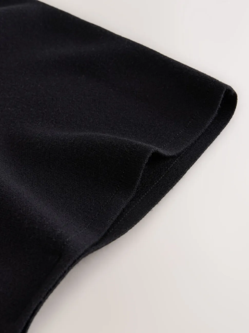 Zwart - Fine Knit Cape Poncho