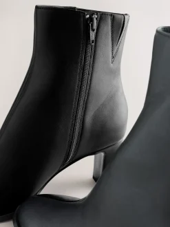 Zwart - Forever Comfort® - Enkellaarzen met blokhak