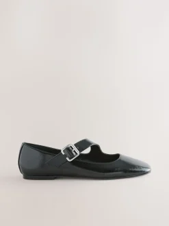 Zwart - Forever Comfort® Asymmetric Mary Jane Shoes
