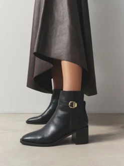 Zwart - Forever Comfort® Buckle Trim Block Heel Ankle Boots