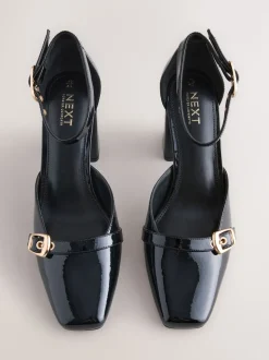 Zwart - Forever Comfort® Buckle Closed Toe Block Heels