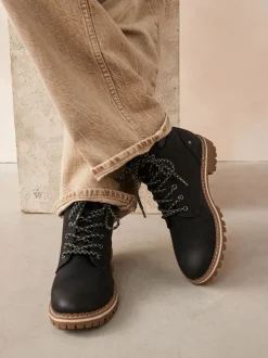 Zwart - Forever Comfort® casual enkellaarsjes met veters