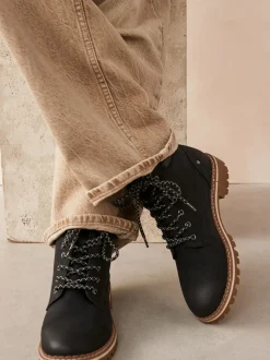 Zwart - Forever Comfort® casual enkellaarsjes met veters